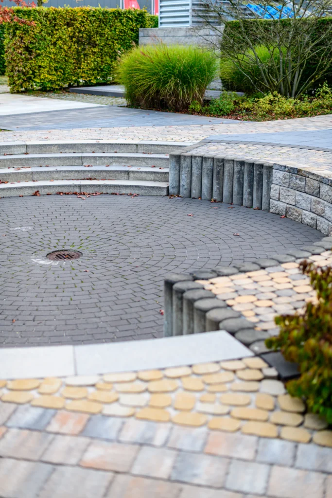 Paver patios in Fairfax: a curved patio with stone steps